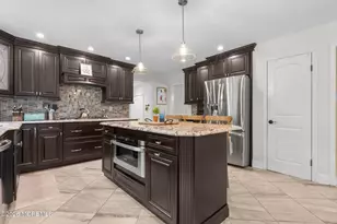 5 Brookside Cir, Marlboro Township, NJ 07746 - Photo 16