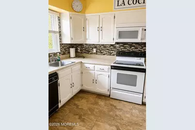 45 Yorktowne Parkway #A, Whiting, NJ 08759 - Photo 14
