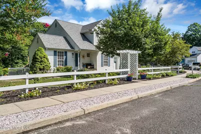16 Shelli Terrace, Barnegat, NJ 08005 - Photo 2