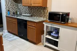 16 Pine Cluster Cir, Manalapan Township, NJ 07726 - Photo 2