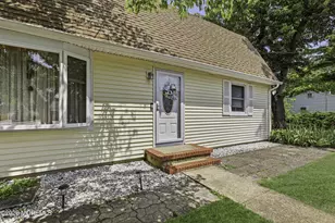 1309 Ninth Ave, Toms River Township, NJ 08757 - Photo 6