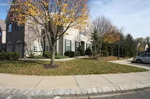 86 Banyan Blvd, Holmdel, NJ 07733 - Photo 2