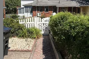 70 W Shore St, Keansburg, NJ 07734 - Photo 4