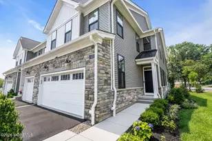 113 Mustang Dr, Manalapan Township, NJ 07726 - Photo 4