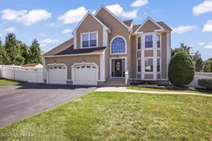 7 Boyd Rd, Hazlet Township, NJ 07730 - Photo 2
