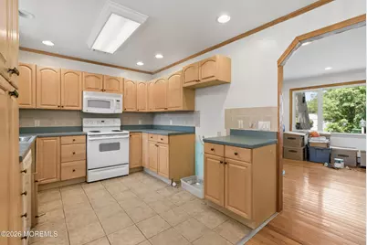 509 Ship Avenue, Beachwood, NJ 08722 - Photo 8