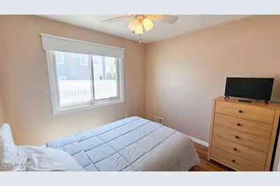 702 Newell Avenue, Manahawkin, NJ 08050 - Photo 34