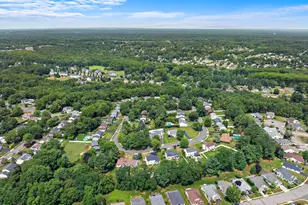 27 Tracy Dr, Manalapan Township, NJ 07726 - Photo 78