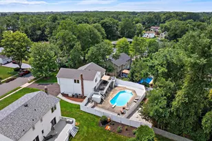 27 Tracy Dr, Manalapan Township, NJ 07726 - Photo 66