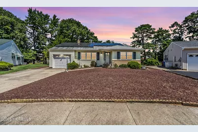 113 Edgewater Court, Toms River Township, NJ 08757 - Photo 2