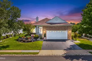 45 Verona Dr, Manchester Township, NJ 08759 - Photo 2