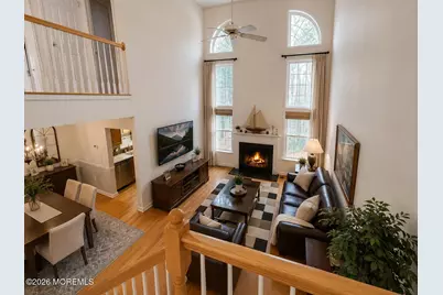 19 Painted Wagon Road #100, Holmdel, NJ 07733 - Photo 2