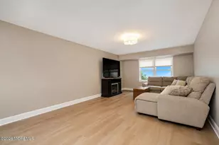 14 Kilmer Dr, Manalapan Township, NJ 07726 - Photo 4