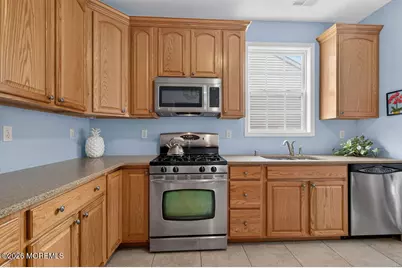 21 Snowberry Lane, Howell Township, NJ 07731 - Photo 18
