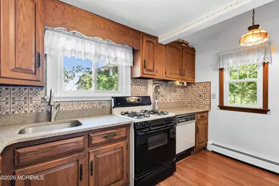 906 Lincoln Avenue, Pine Beach, NJ 08741 - Photo 28