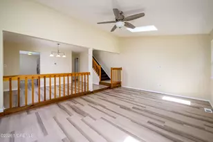 213 Longwood Dr, Manalapan Township, NJ 07726 - Photo 16