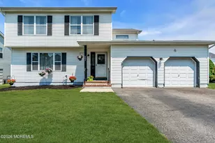 17 Jacob Dr, Howell Township, NJ 07731 - Photo 2