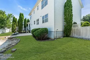 17 Jacob Dr, Howell Township, NJ 07731 - Photo 26