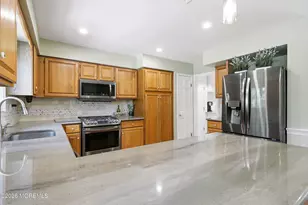 6 Green Meadow Blvd, Middletown, NJ 07748 - Photo 32