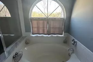 19 Pinto Dr, Tinton Falls, NJ 07753 - Photo 8