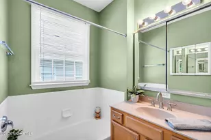 19 Morning Glory Dr, Ocean Twp, NJ 07712 - Photo 18