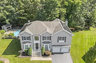 16 Angel Ct, Howell Township, NJ 07731 - Photo 2