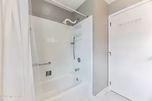 933C Thornhill Ct, Lakewood, NJ 08701 - Photo 16