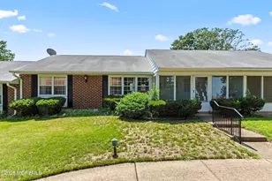 933C Thornhill Ct, Lakewood, NJ 08701 - Photo 1
