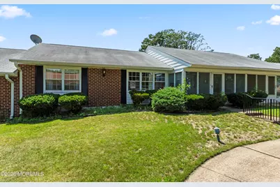 933C Thornhill Court, Lakewood, NJ 08701 - Photo 2