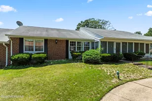 933C Thornhill Ct, Lakewood, NJ 08701 - Photo 2