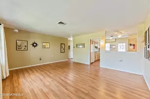 933C Thornhill Ct, Lakewood, NJ 08701 - Photo 6