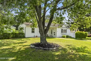 13 Chestnut St, Farmingdale, NJ 07727 - Photo 1