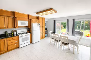 910 Sandra Pl, Brick, NJ 08724 - Photo 2