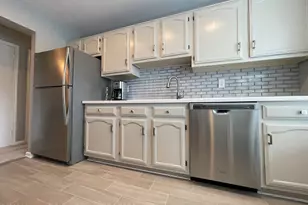 134 Cypress Ct, Howell Township, NJ 07731 - Photo 8