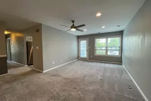 134 Cypress Ct, Howell Township, NJ 07731 - Photo 4