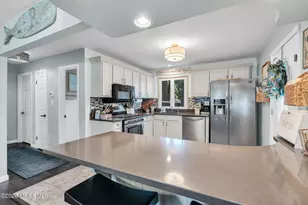 82 Harrison Ave, Red Bank, NJ 07701 - Photo 10