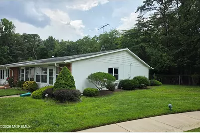 219F Buckingham Court, Lakewood, NJ 08701 - Photo 2