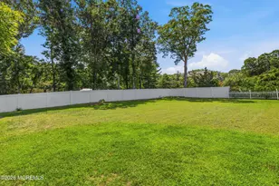 450 Wall St, Eatontown, NJ 07724 - Photo 28