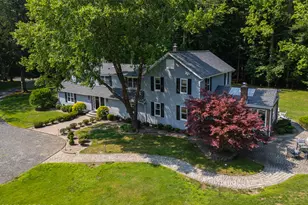 52 Shrewsbury Dr, Rumson, NJ 07760 - Photo 2