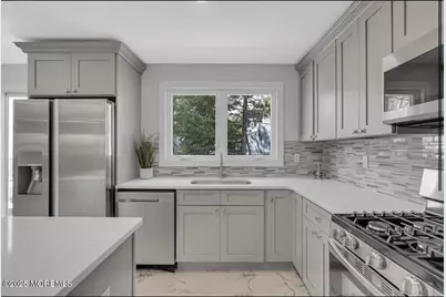 1143 Roe Avenue, Point Pleasant, NJ 08742 - Photo 2