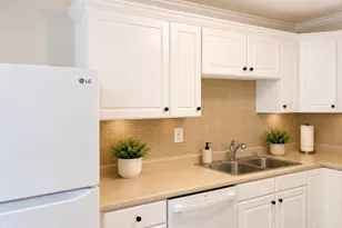 132 South St, Red Bank, NJ 07701 - Photo 6
