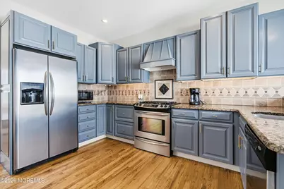 21 N Kenyon Avenue, Margate, NJ 08402 - Photo 14