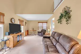 13 Providence Ln, Howell Township, NJ 07731 - Photo 6