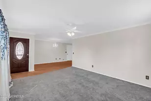 17 Wiltshire Ct, Toms River Township, NJ 08757 - Photo 8