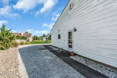 17 Wiltshire Court, Toms River Township, NJ 08757 - Photo 44