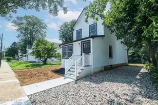 114 Center St, Freehold, NJ 07728 - Photo 2