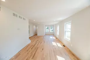 114 Center St, Freehold, NJ 07728 - Photo 16