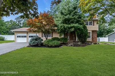 420 W Union Hill Road, Morganville, NJ 07751 - Photo 4