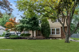 420 W Union Hill Rd, Morganville, NJ 07751 - Photo 2
