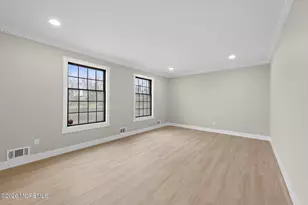 97 Windsor Dr, Eatontown, NJ 07724 - Photo 30